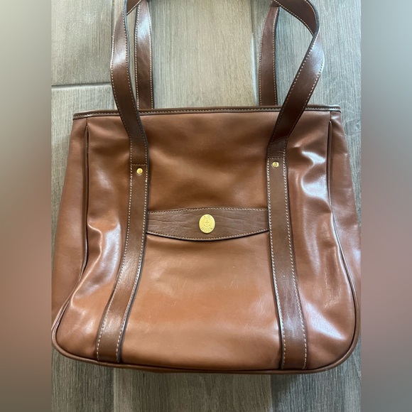 In very good condition. Clean interior. Please check pics for all details - Picture 5 of 11